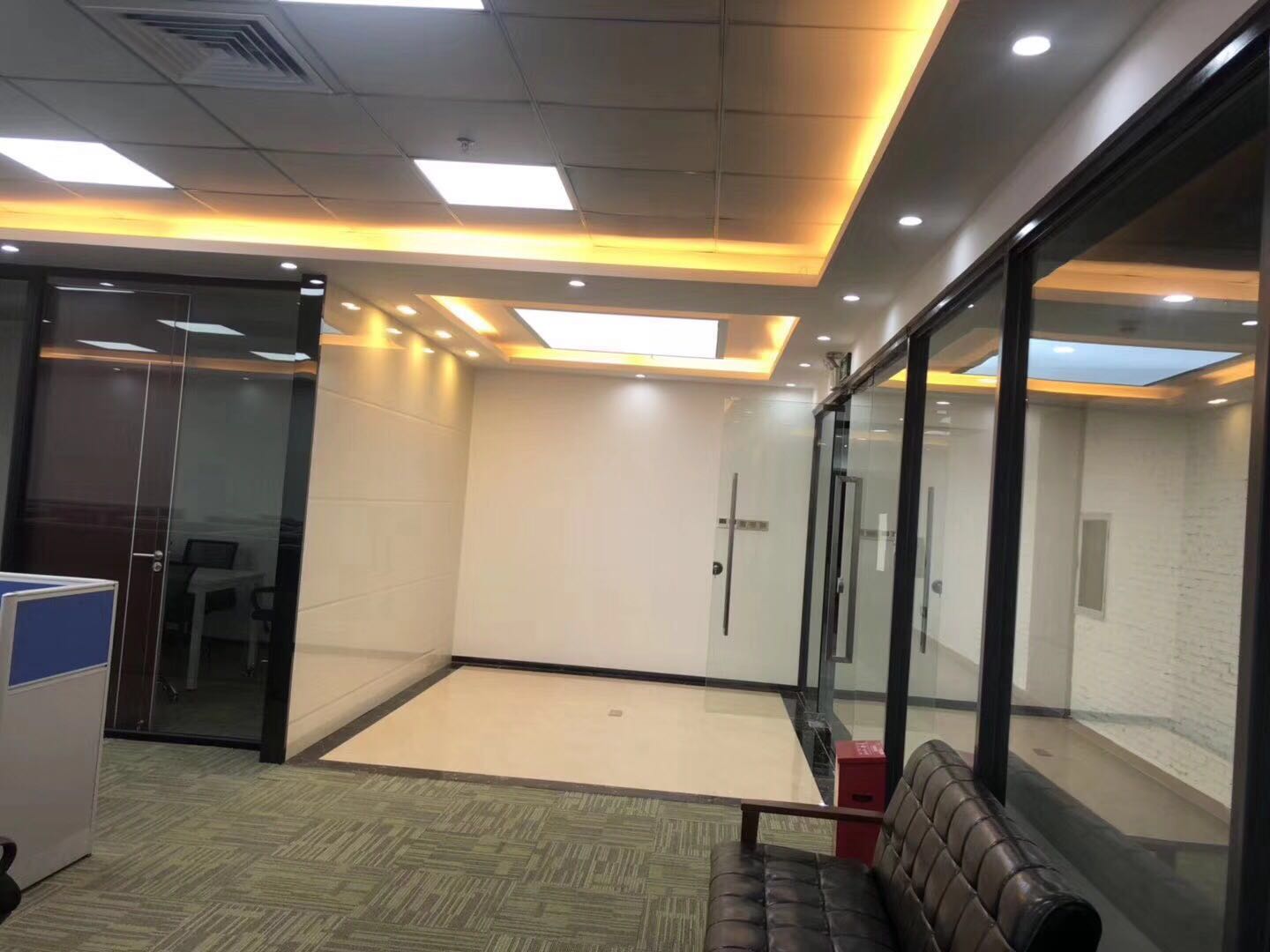辦公室內部圖